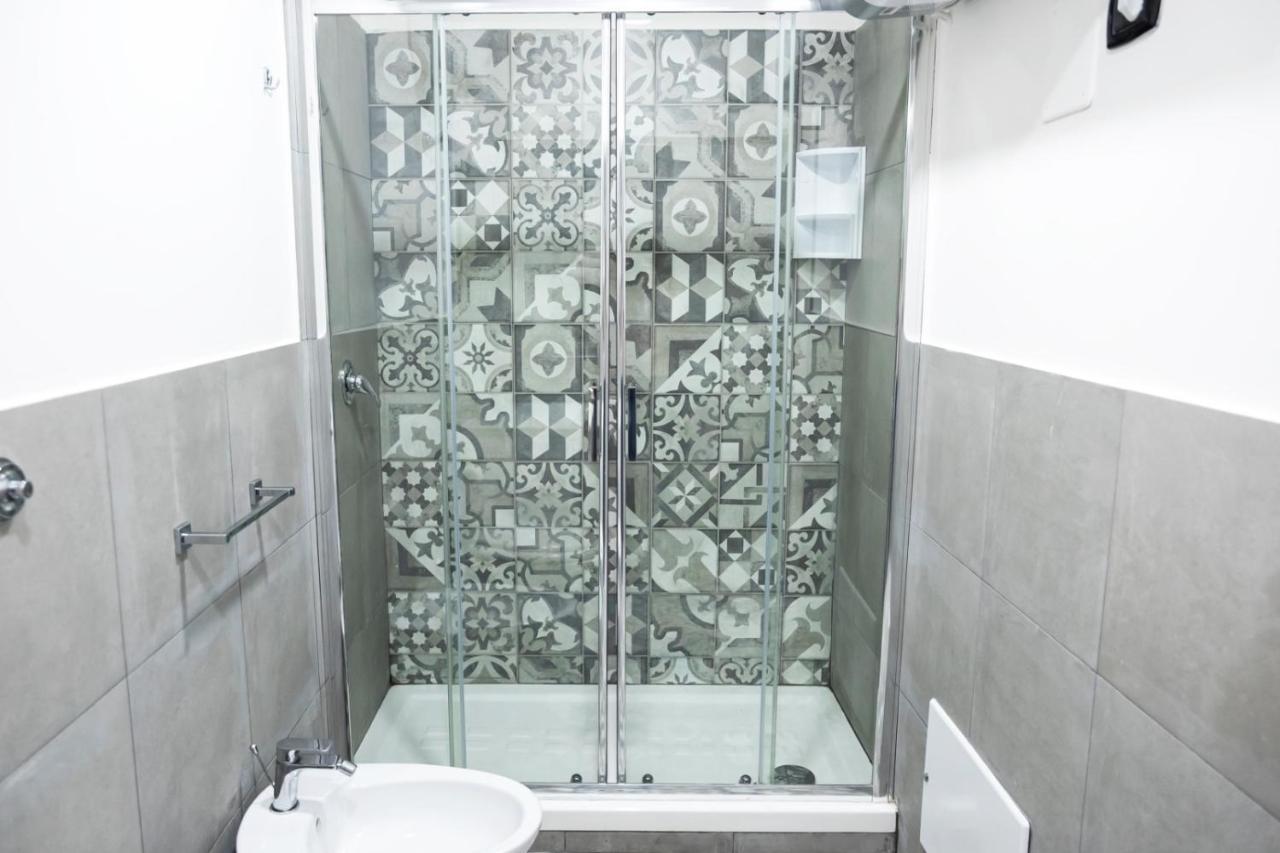 Montesantogroup House Naples